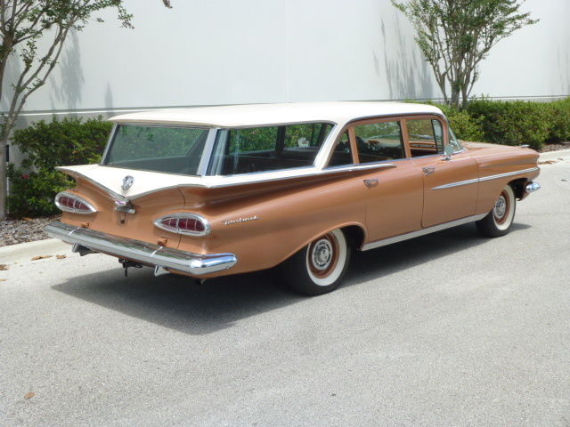 1959 Chevrolet Brookwood Station Wagon with boat - 348 Tri-Power, 4 speed! 