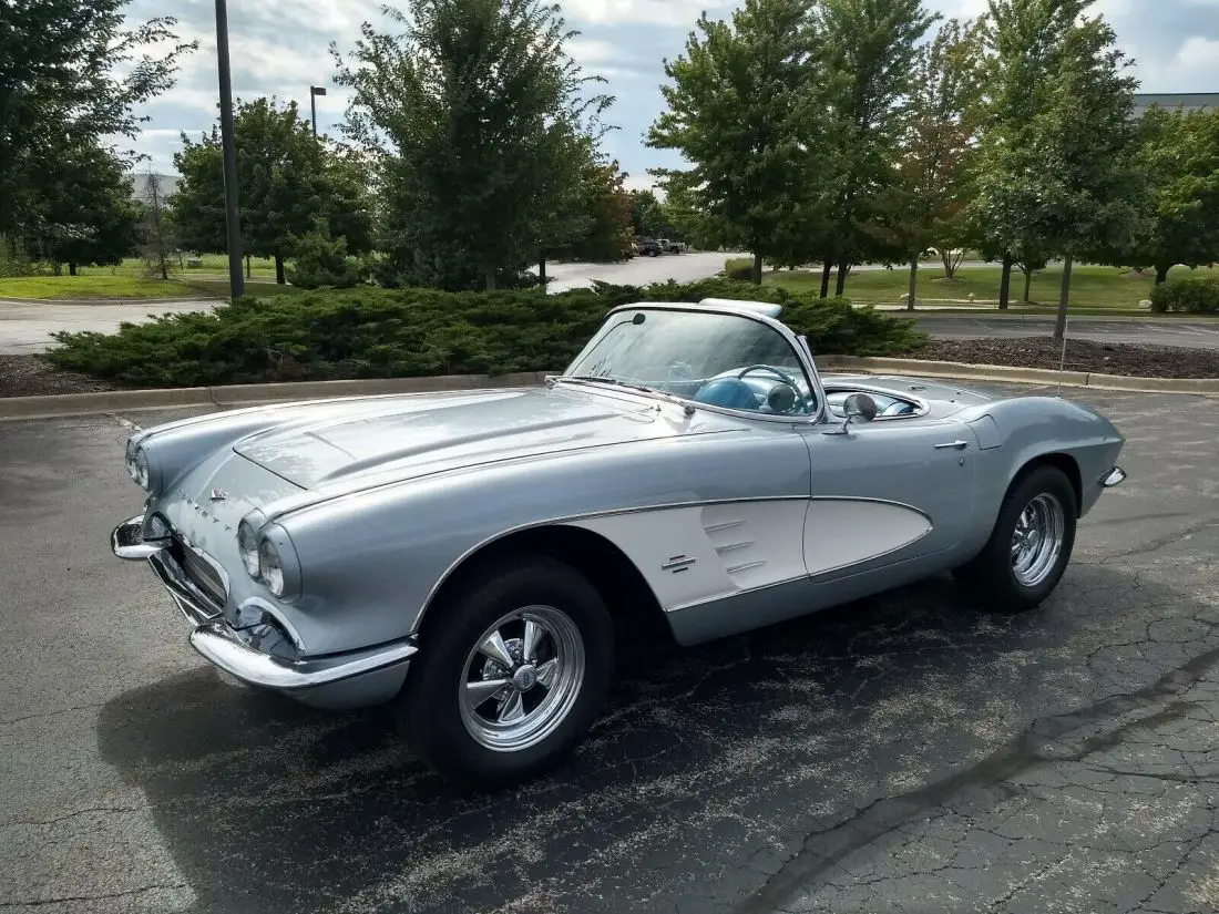 1961 Chevrolet Corvette Convertible Silverblue Interior Hardtop