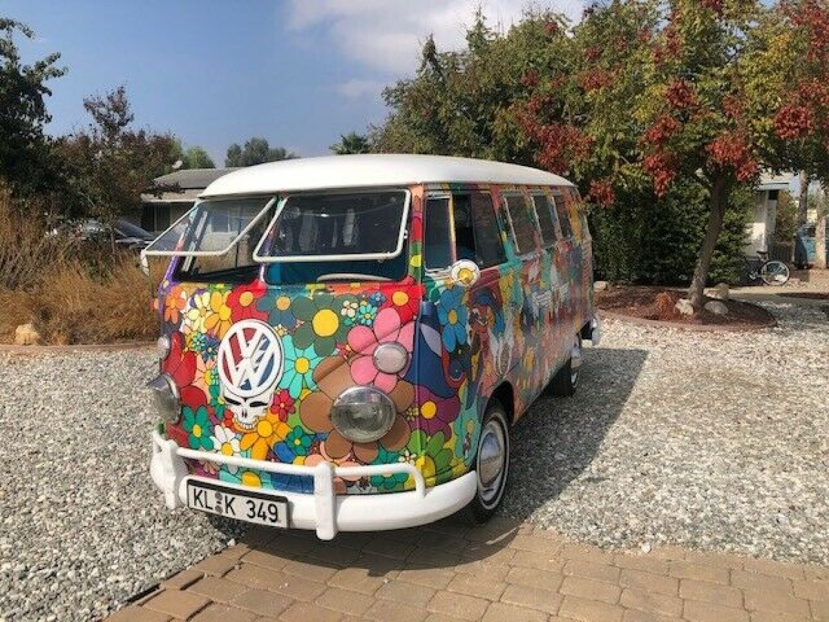 1963 VW Volkswagen Bus Hippie Grateful Dead Camper Hand 