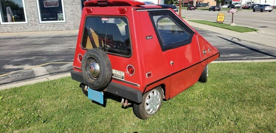 1975 Sebring Vanguard Citicar Electric Vehicle New batteries works and