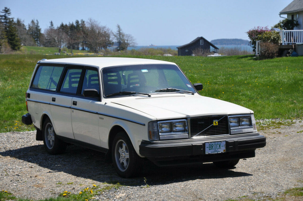1982 Volvo 240 Turbo Wagon for sale - Volvo 240 1982 for sale in