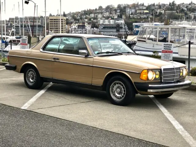 1985 Beautiful Mercedes 300cd Turbo Diesel Coupe 119k Miles Rare Gold