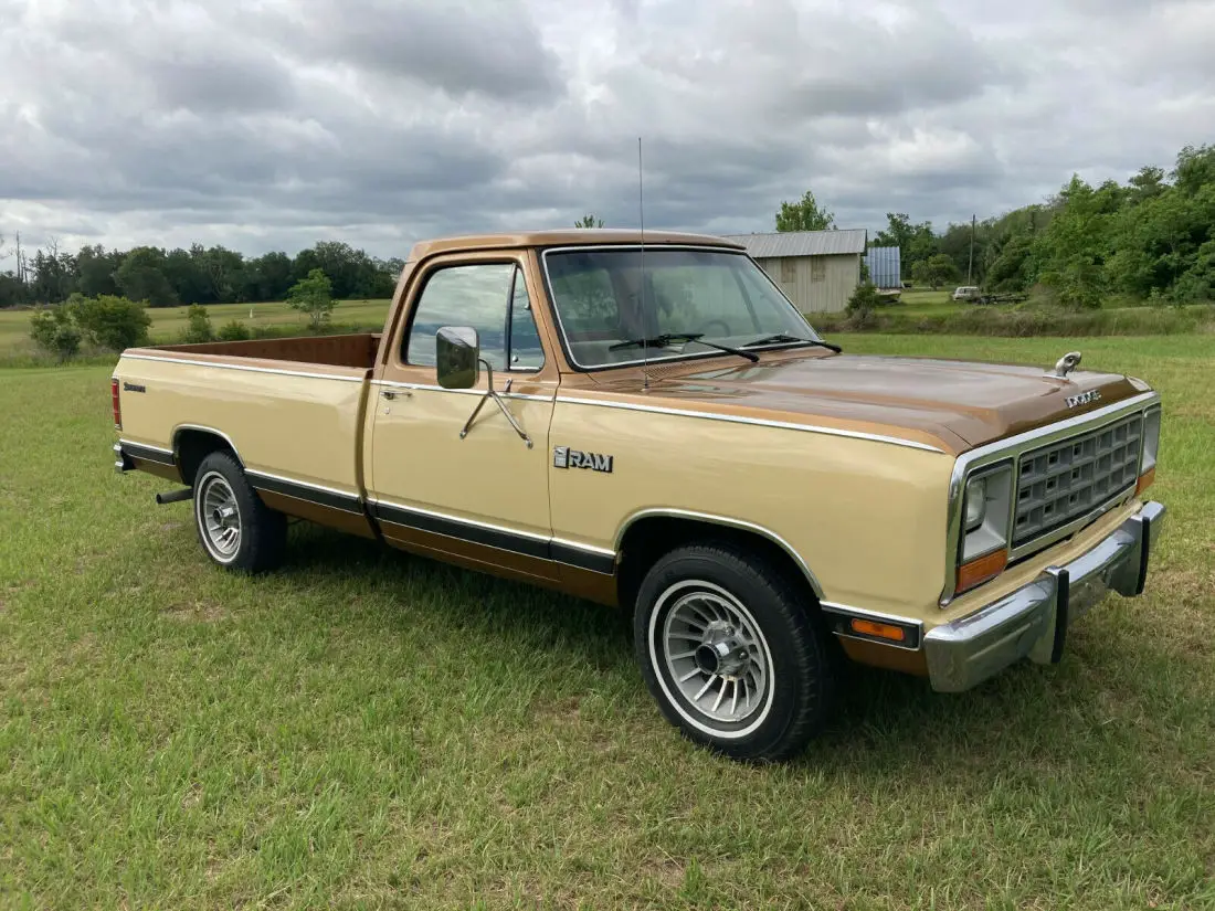 1985 Dodge D150 Pickup Brown RWD Automatic D150 Prospector for sale