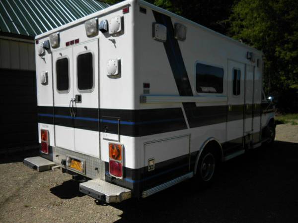 1989 ford e350 ambulance
