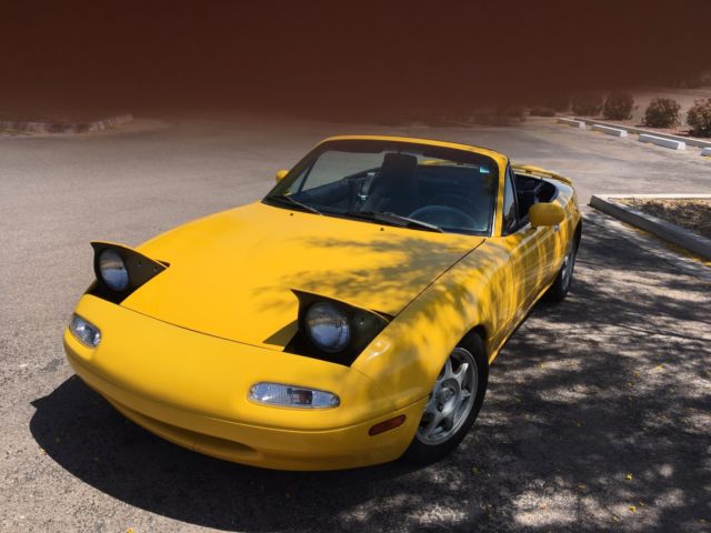 1992 Mazda Miata Rare Sunburst Yellow.