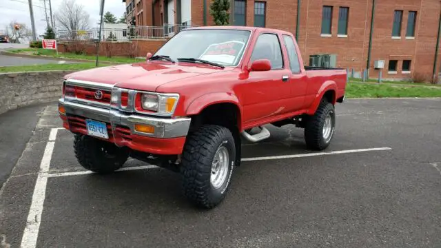 1992 toyota pickup lifted