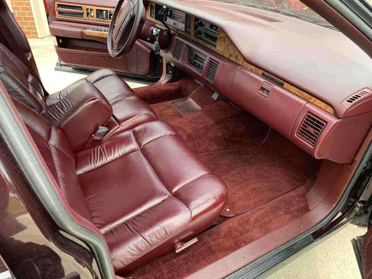 1993 Chevrolet Caprice Sedan Red RWD Automatic CLASSIC LS for sale