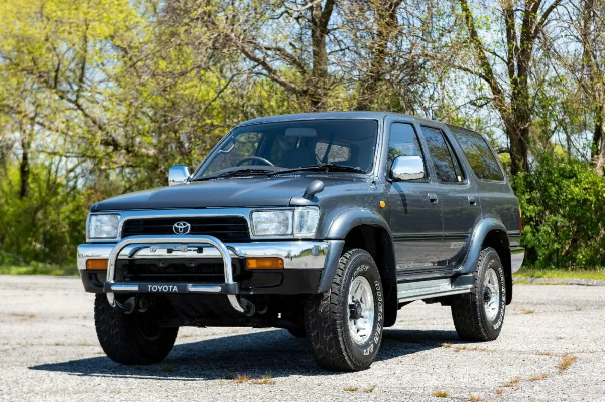 1993 Toyota Hilux Surf SSRX (JDM Right Hand Drive, 5Speed Manual