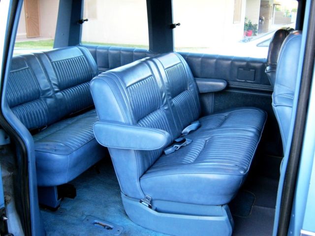 1984 chrysler minivan for sale