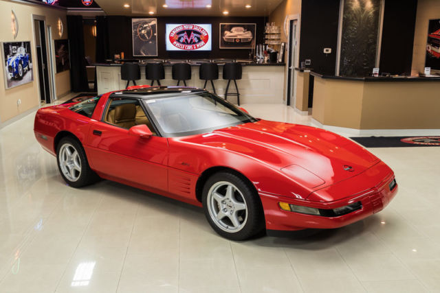 Corvette Zr 1 Gm Lt5 V8 6 Speed Manual Only 6971 Miles 1 Owner