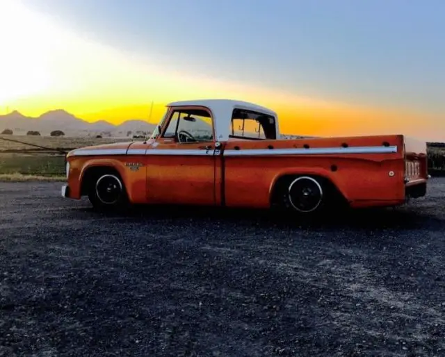 Dodge D100 Sweptline Custom Cab Shortbed Big Block IFS 4 link Rare