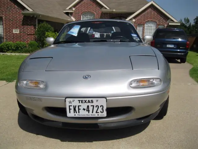 Fun to drive Vintage Miata MX 5 Miata vehicle for sale - Mazda MX-5