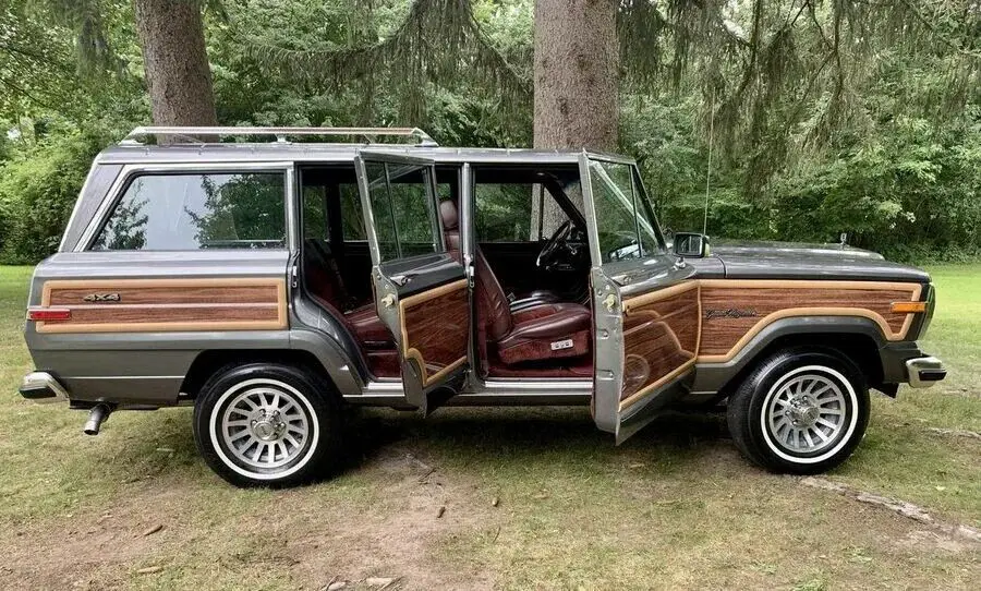 Grand Wagoneer By Classic Gentleman Charcoal Grey With Only