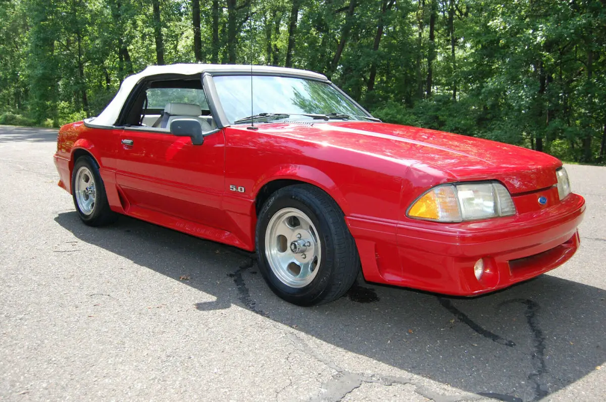 Low Mileage , 1993 Ford Mustang GT Convertible, Auto Trans, 5.0 Liter