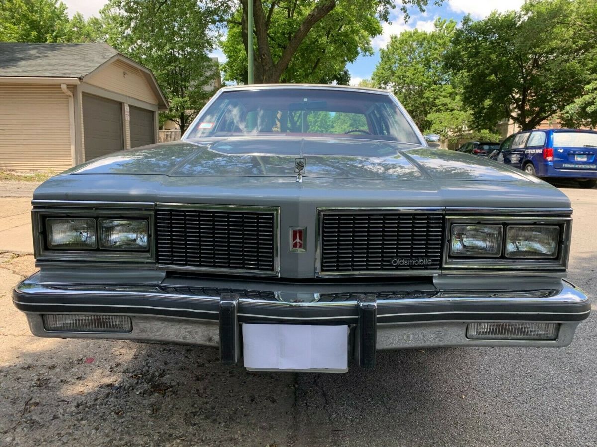 1981 oldsmobile 4 dr gray with red velour 33,197 miles for sale ...