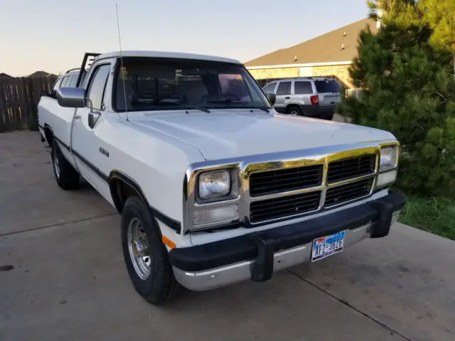 1993 Dodge D-250 12 Valve Cummins 5 Speed For Sale