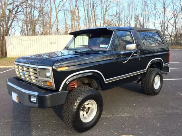 Ford Bronco 1982