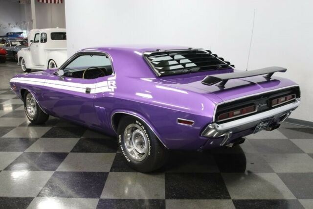 1971 Plum Crazy Dodge Challenger
