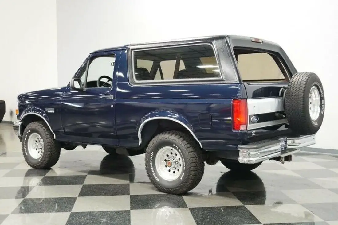 Classic vintage SUV 4x4 Bronco Eddie Bauer Edition for sale - Ford ...