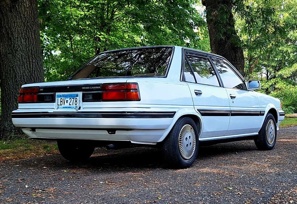 Toyota Carina 1 5L Manual JDM Right Hand Drive For Sale Toyota Carina 1 5L Manual JDM Right Hand Drive For Sale