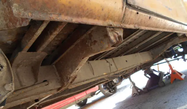 1976 Orange Volkswagen Bus/Vanagon