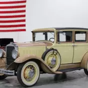 1931 Brown Studebaker Commander thumbnail