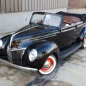 1939  Ford Deluxe thumbnail