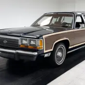 1990 Twilight Blue Metallic Ford Country Squire thumbnail