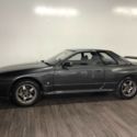 1992 Gray Nissan GT-R thumbnail