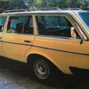 1982 Yellow Mercedes-Benz 300-Series thumbnail