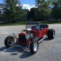 1923 Red Ford Model T thumbnail