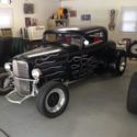 1932 Black Ford 3 window coupe thumbnail