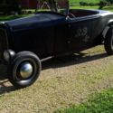 1932 Black Ford Model B thumbnail