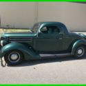 1936 Green Ford Deluxe thumbnail