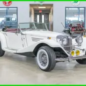 1936 White Mercedes-Benz R-Class thumbnail