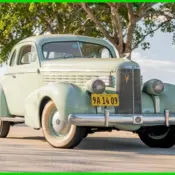 1938 Green Cadillac Lasalle thumbnail