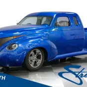 1939 Blue Metallic Studebaker  thumbnail
