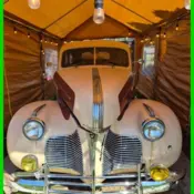 1940 Tan Pontiac Silver Streak thumbnail