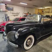 1941 Black Lincoln Town Car thumbnail