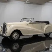 1950 Cream Bentley Mark VI thumbnail