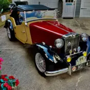 1952 Red MG MG TD thumbnail