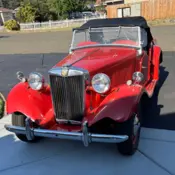 1952 Red MG TD thumbnail