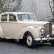 1953 Cream Bentley R-Type Saloon thumbnail