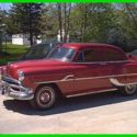 1953 Red Pontiac Chieftan thumbnail