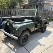 1955 Green Land Rover Defender thumbnail