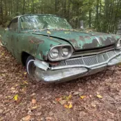 1960 Green Dodge Dart thumbnail