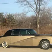 1960 Black over beige Rolls-Royce Phantom thumbnail