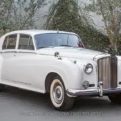 1961 Porcelain White Bentley S2 Saloon thumbnail
