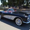 1961 Black Chevrolet Corvette thumbnail