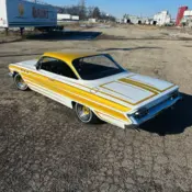 1961 White Buick LeSabre thumbnail